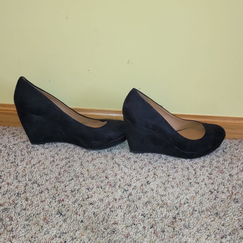 Apt. 9 Wedge Heels Size 8.5 Black Chunky Heel Round Toe